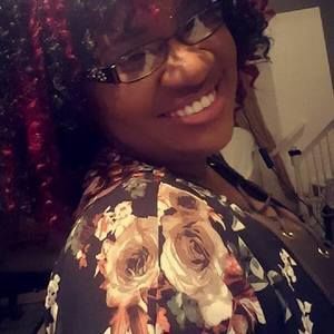 Meet your Posher, Hauwa